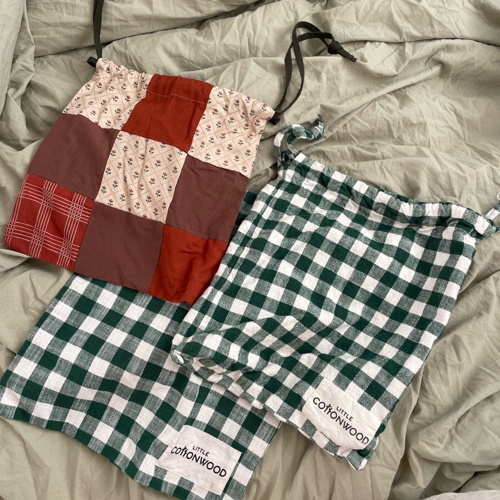 Little Cottonwood Green Checkered and Red Patchwork Drawstring Bags